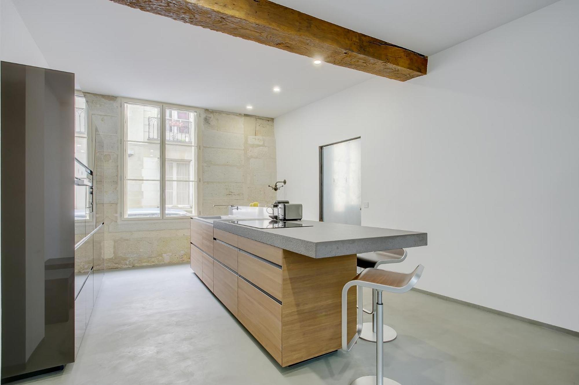 Atypique 200m2 Au Calme Et Confort Appartement